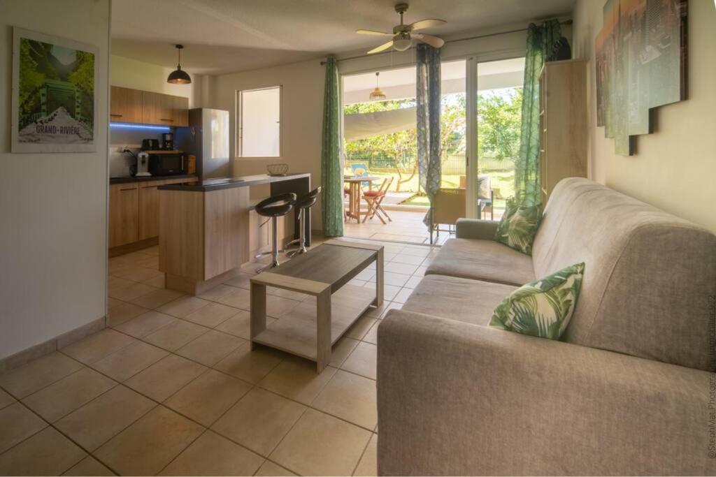 Spacieux T2 Avec Exterieur : Chez Thomas Les Trois-Ilets Esterno foto
